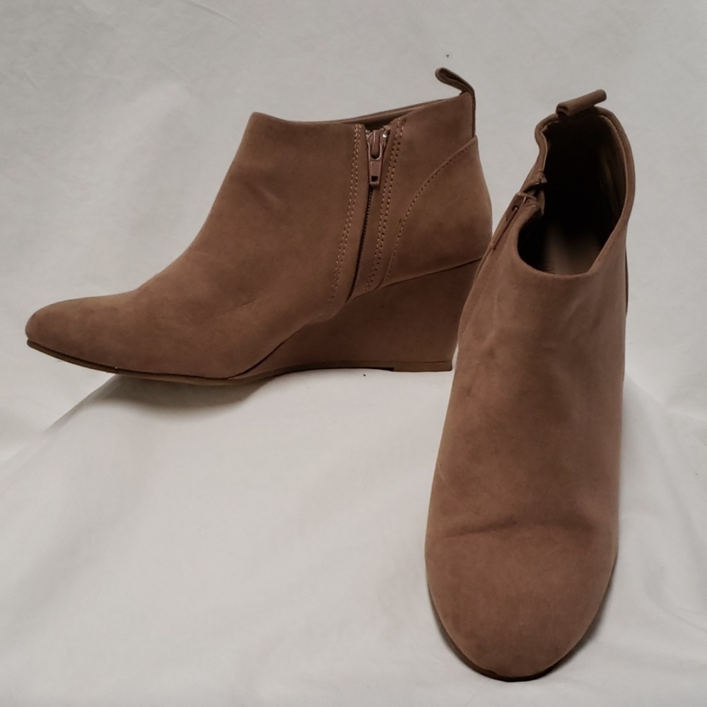 Forever 21 booties